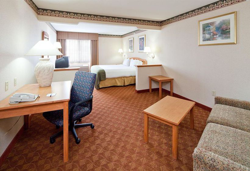 Hotel Holiday Inn Express Wauseon  | Wauseon | Ohio | Estados Unidos 1