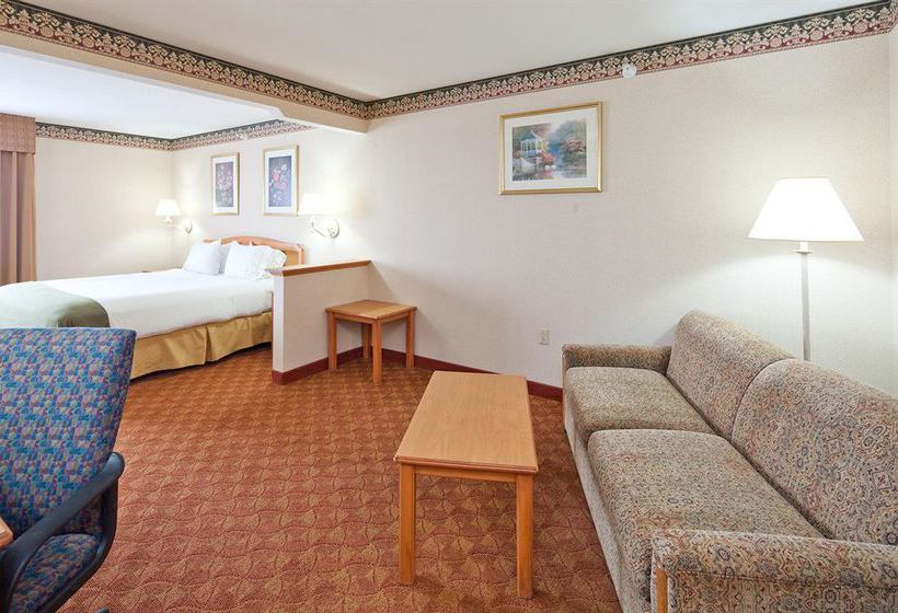 Hotel Holiday Inn Express Wauseon  | Wauseon | Ohio | Estados Unidos 2