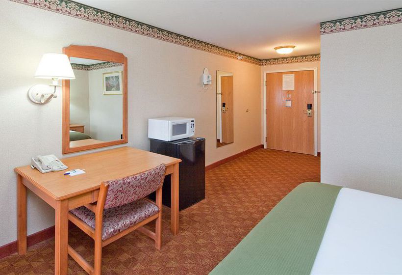 Hotel Holiday Inn Express Wauseon  | Wauseon | Ohio | Estados Unidos 9