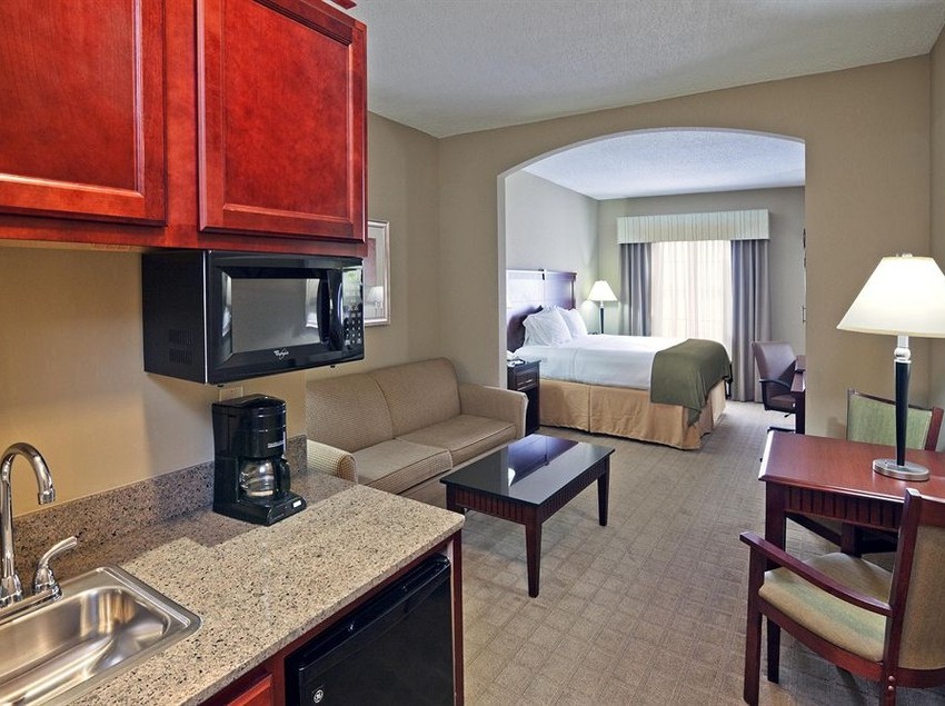 Hotel Holiday Inn Express Suites Shawnee I-40  | Shawnee | Oklahoma | United States 18