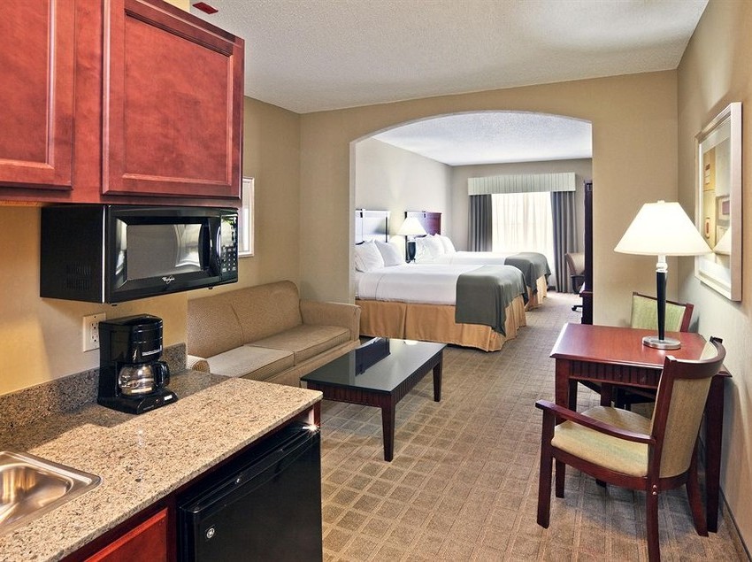 Hotel Holiday Inn Express Suites Shawnee I-40  | Shawnee | Oklahoma | United States 3