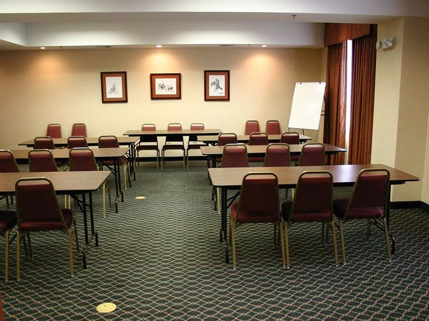 Holiday Inn Express Hotel & Suites Vinita 