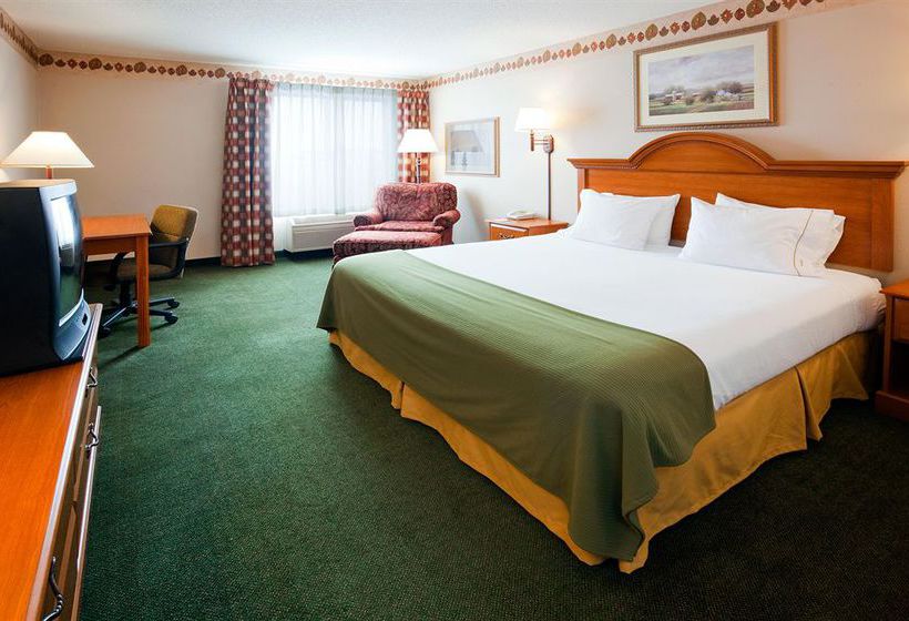 Hotel Holiday Inn Express Winner  | Winner | South Dakota | United States 1