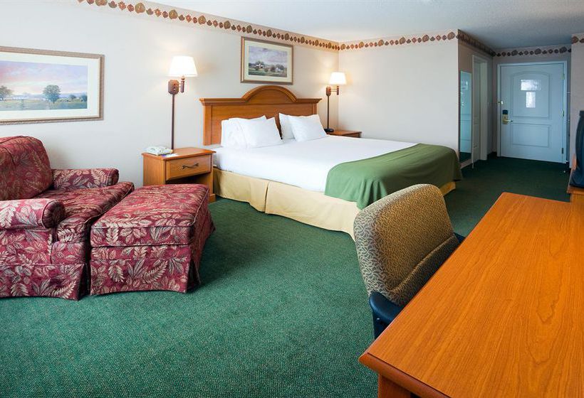 Hotel Holiday Inn Express Winner  | Winner | South Dakota | United States 12