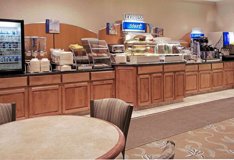 Hotel Holiday Inn Express Conroe I-45 North  | Conroe | Texas | United States 8