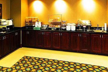 Hotel Comfort Suites McDonough 