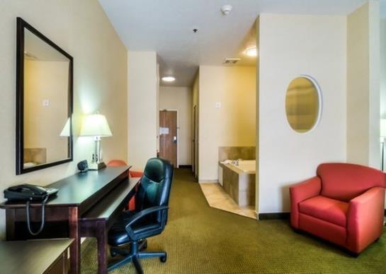 Hotel Comfort Suites Merrillville  | Merrillville | Indiana | United States 19