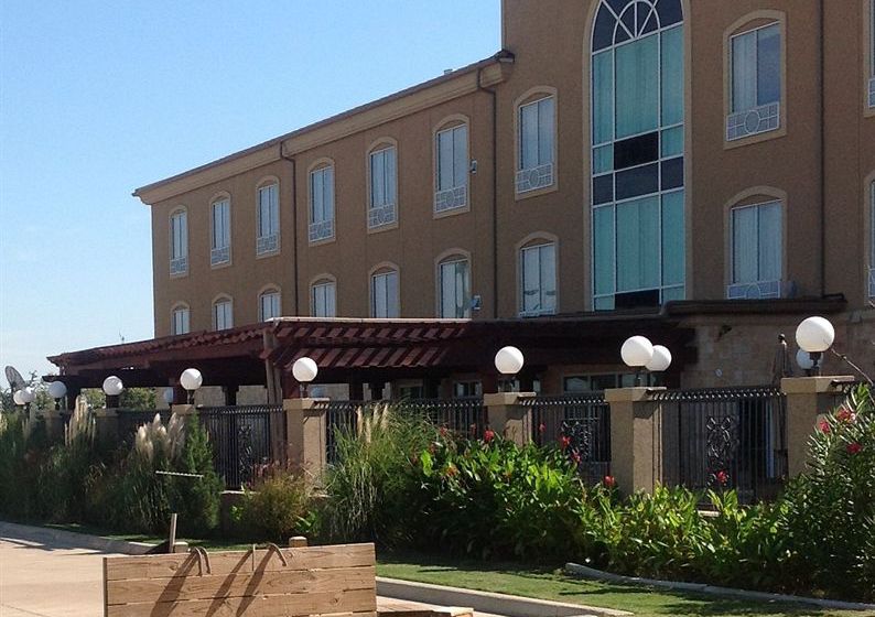 Hotel Holiday Inn Express & Suites Glen Rose  | Glen Rose | Texas | United States 16