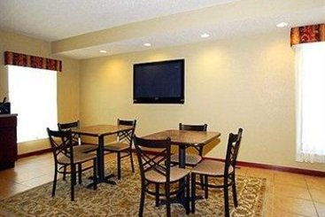 Hotel Rodeway Inn & Suites Kearney  | Kearney | Nebraska | United States 9