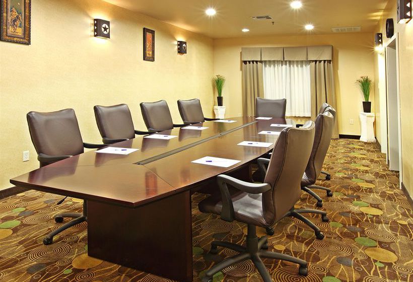 Holiday Inn Express Hotel & Suites Marshall  | Marshall | Texas | United States 13