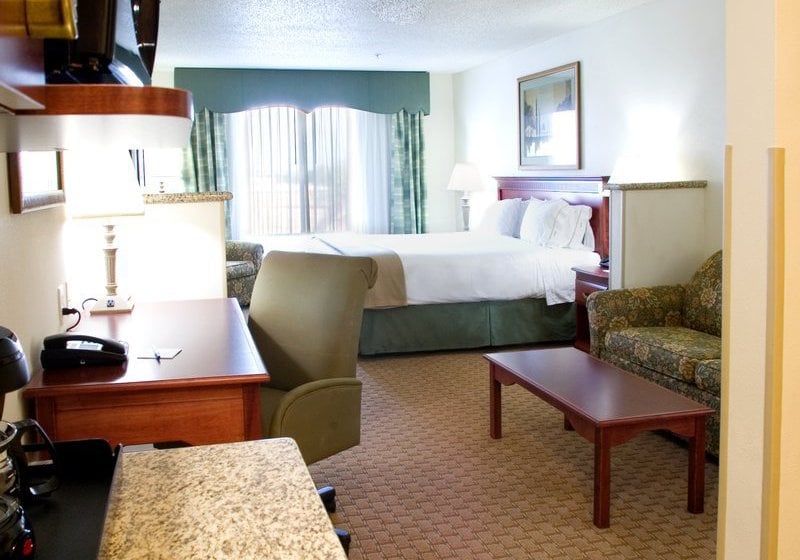 Hotel Holiday Inn Express & Suites Selma 