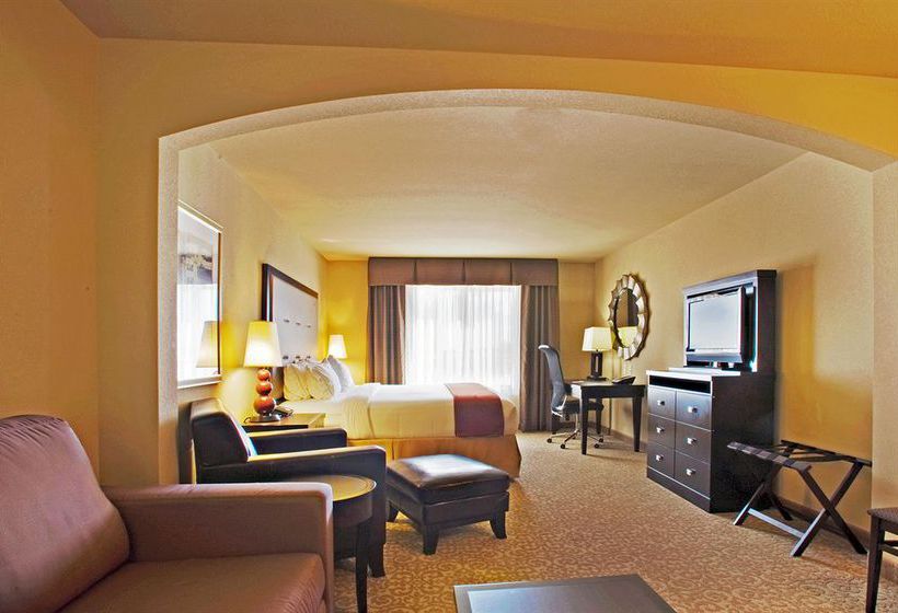 Hotel Holiday Inn Express Wichita Falls  | Wichita Falls | Texas | United States 8