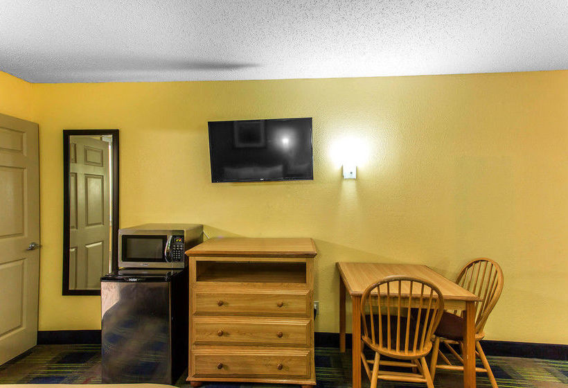 Hotel Econo Lodge Nashville  | Nashville | Tennessee | United States 9