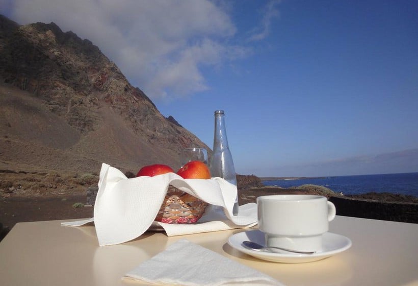 Hotel Balneario Pozo de la Salud  | Sabinosa | El Hierro | España 11