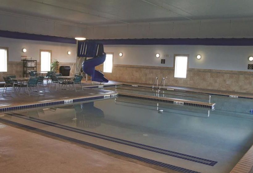 Hotel La Quinta Inn & Suites Bismarck  | Bismarck | North Dakota | United States 19