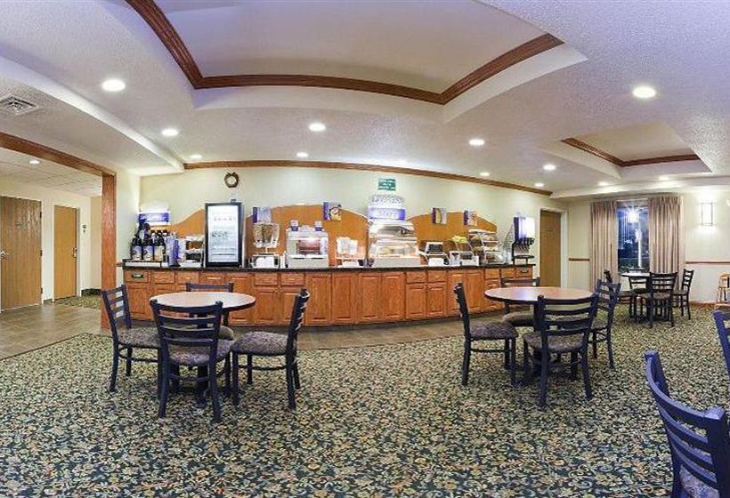 Hotel Holiday Inn Express & Suites Logan  | Logan | West Virginia | United States 14