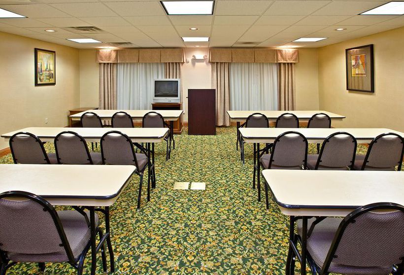 Hotel Holiday Inn Express & Suites Logan  | Logan | West Virginia | United States 20