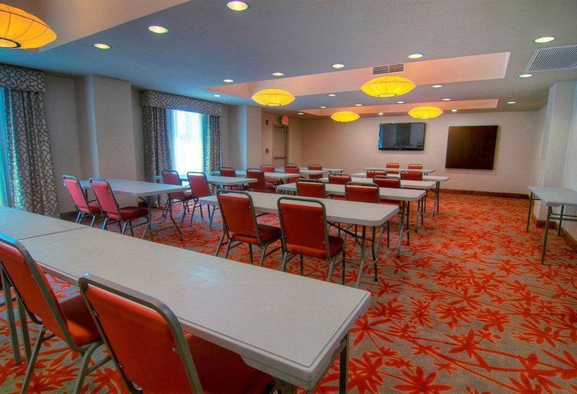 Hotel Holiday Inn Express Conway  | Conway | Arkansas | United States 10