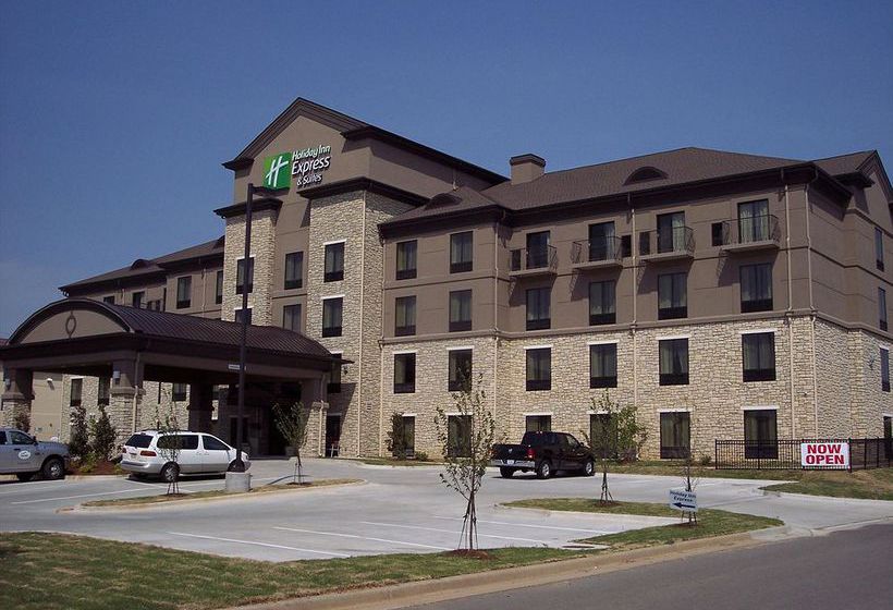 Hotel Holiday Inn Express Conway  | Conway | Arkansas | United States 12