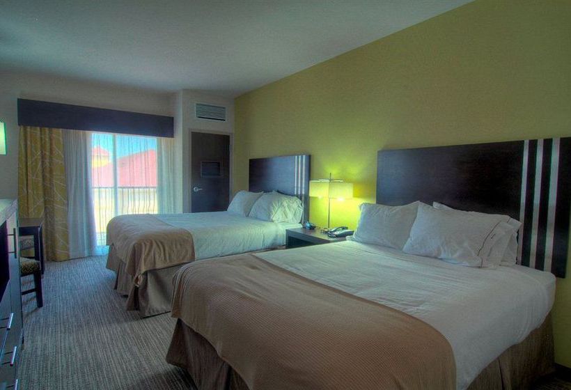 Hotel Holiday Inn Express Conway  | Conway | Arkansas | United States 15