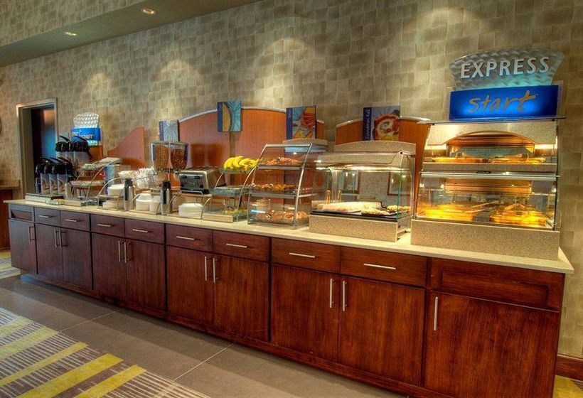 Hotel Holiday Inn Express Conway  | Conway | Arkansas | United States 7