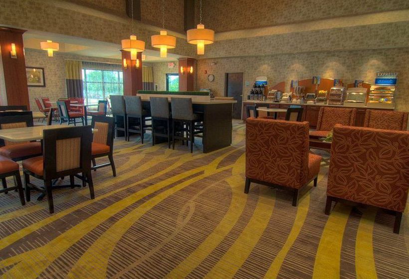 Hotel Holiday Inn Express Conway  | Conway | Arkansas | United States 8