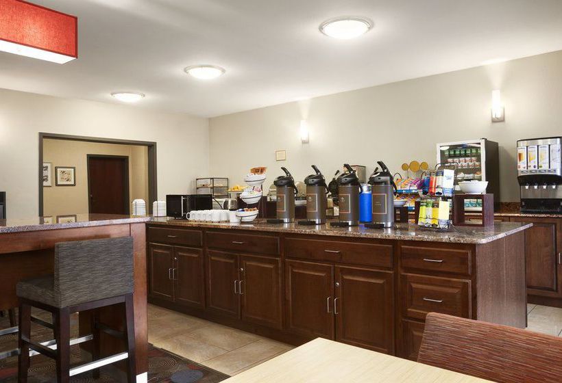 Hotel Country Inn & Suites by Carlson Dearborn  | Dearborn | Michigan | United States 11