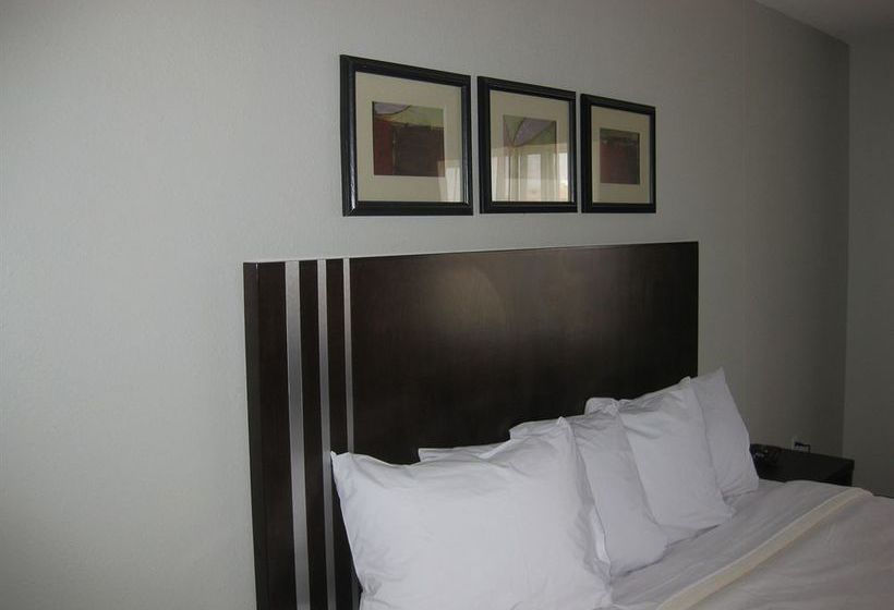 Hotel Country Inn & Suites by Carlson Dearborn  | Dearborn | Michigan | United States 9