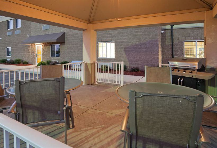 Hotel Candlewood Suites Perrysburg  | Perrysburg | Ohio | United States 10