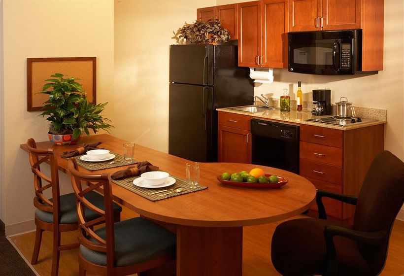 Hotel Candlewood Suites Perrysburg  | Perrysburg | Ohio | United States 15