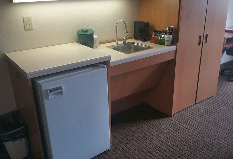 Hotel Super 8 Blue Springs  | Blue Springs | Missouri | United States 14