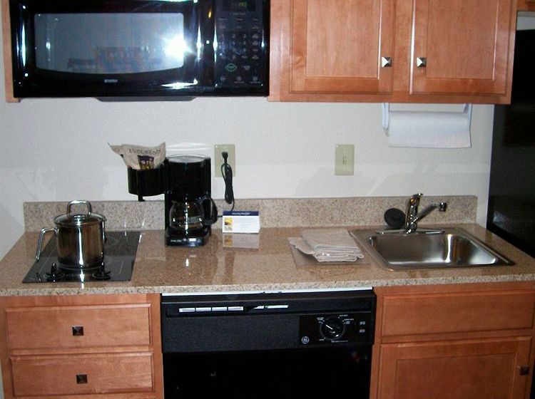 Hotel Candlewood Suites Winchester  | Winchester | Virginia | United States 11