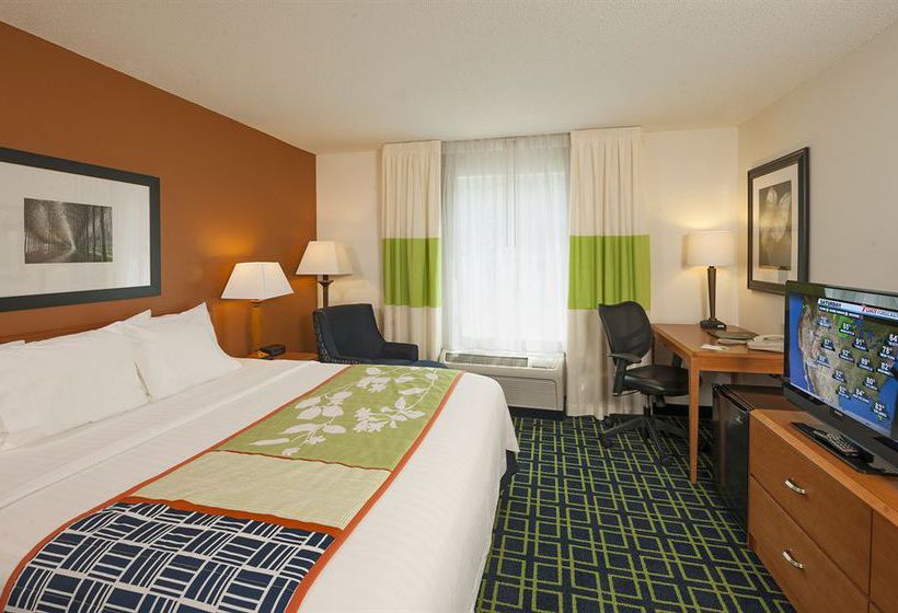 Hotel Fairfield Inn & Suites Brunswick Freeport  | Brunswick | Maine | United States 11