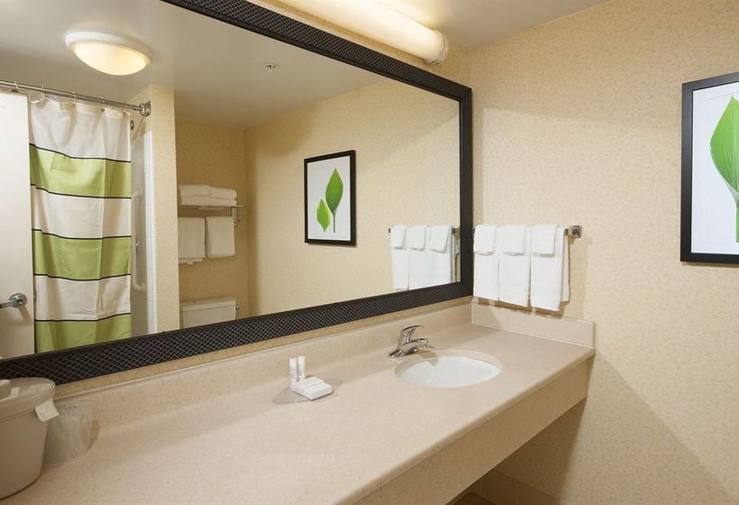 Hotel Fairfield Inn & Suites Brunswick Freeport  | Brunswick | Maine | United States 17