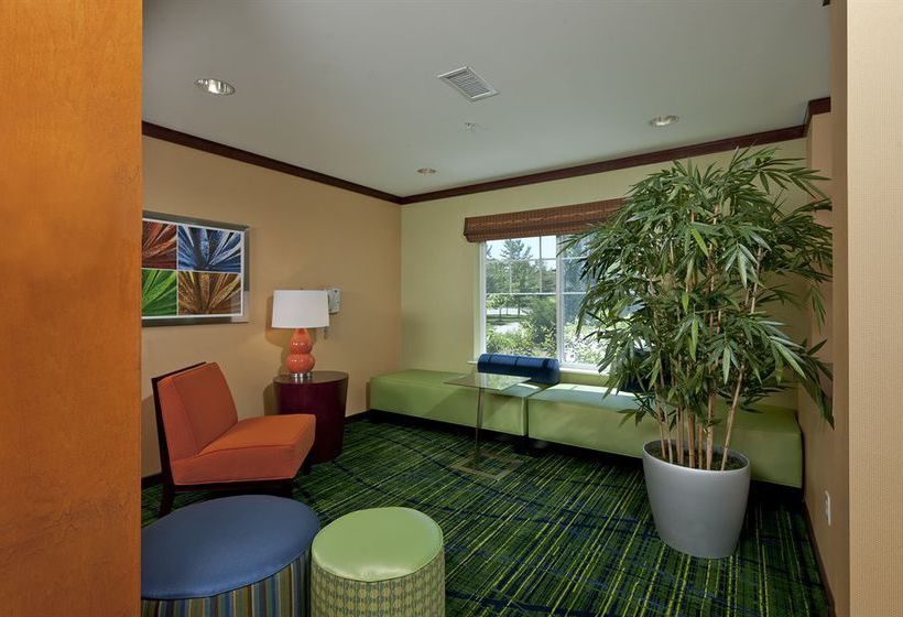 Hotel Fairfield Inn & Suites Brunswick Freeport  | Brunswick | Maine | United States 6