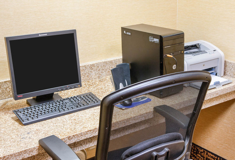 Hotel Comfort Inn & Suites  | Niles | Michigan | United States 17