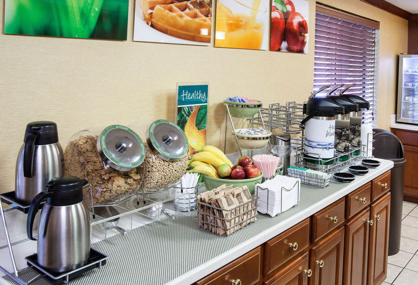 Hotel Comfort Inn & Suites  | Niles | Michigan | United States 19