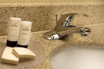 Hotel Fairfield Inn & Suites Marshall  | Marshall | Texas | United States 12