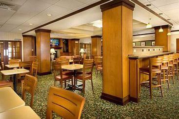 Hotel Fairfield Inn & Suites Marshall  | Marshall | Texas | United States 17