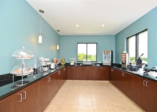 Hotel Sleep Inn & Suites Austin North I-35  | Austin | Texas | United States 2