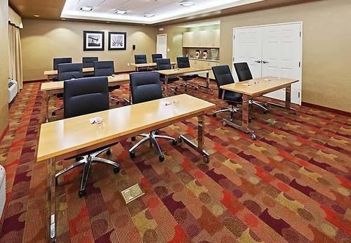 TownePlace Suites Tulsa Broken Arrow  | Broken Arrow | Oklahoma | United States 16