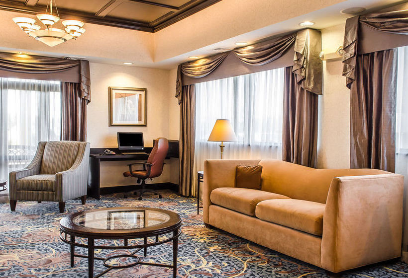Hotel Comfort Suites Bloomsburg  | Bloomsburg | Pennsylvania | United States 15