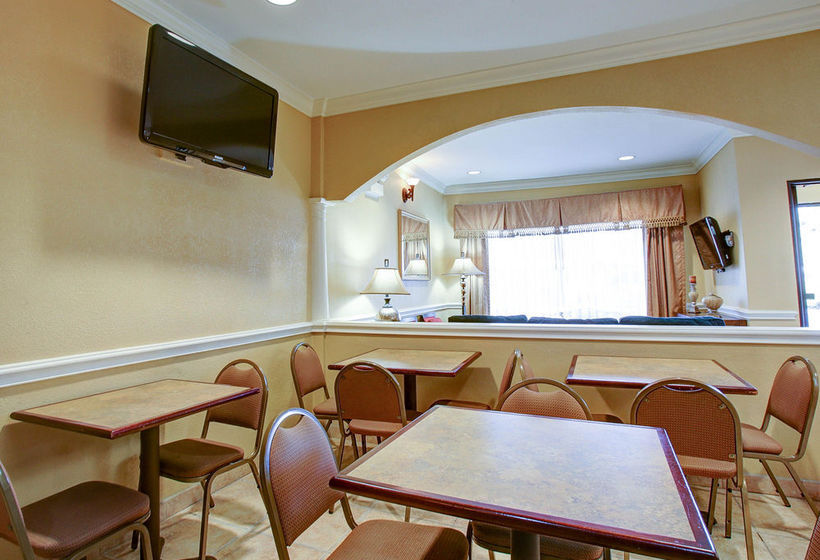 Hotel Comfort Suites Brenham 