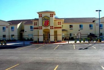 Hotel Super 8 Brenham, Tx  | Brenham | Texas | United States 2