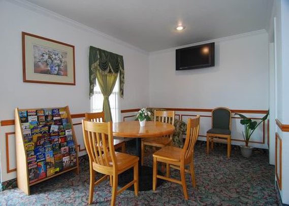 Hotel Econo Lodge Bartlesville  | Bartlesville | Oklahoma | United States 17