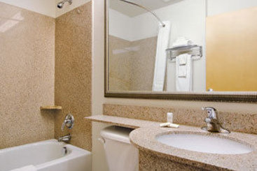 Microtel Inn & Suites Culpeper  | Culpeper | Virginia | United States 10