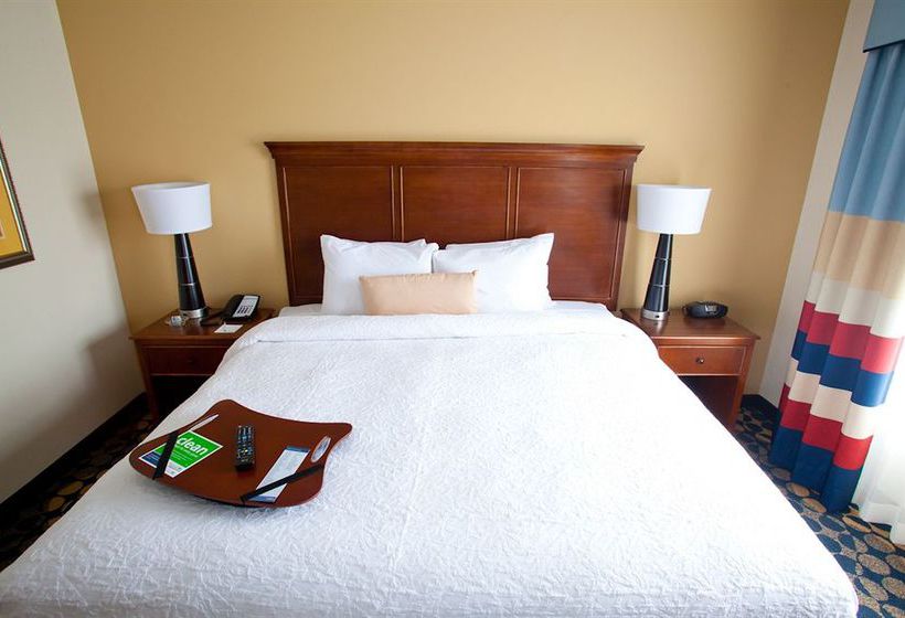 Hotel Hampton Inn & Suites Durham North I85  | Durham | North Carolina | United States 11