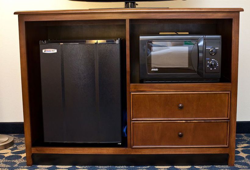 Hotel Hampton Inn & Suites Durham North I85  | Durham | North Carolina | United States 13