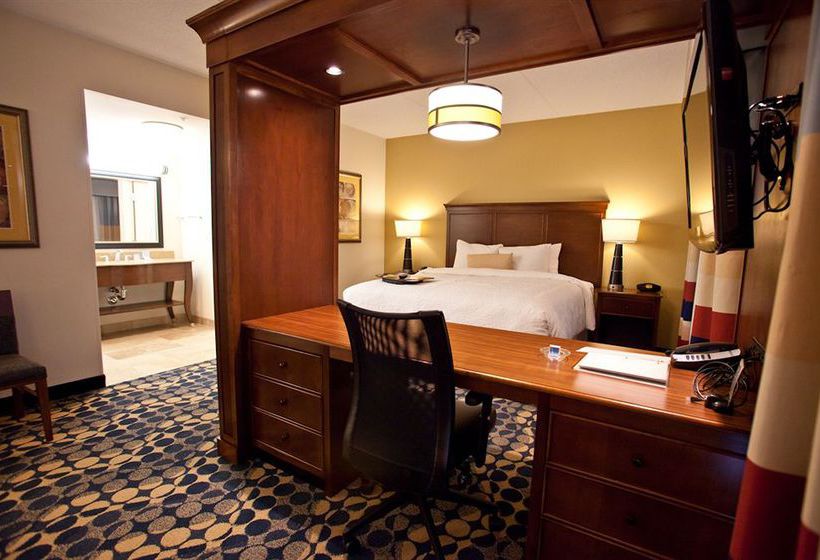 Hotel Hampton Inn & Suites Durham North I85  | Durham | North Carolina | United States 16