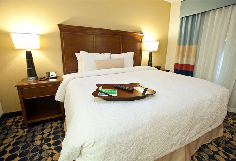 Hotel Hampton Inn & Suites Durham North I85  | Durham | North Carolina | United States 9